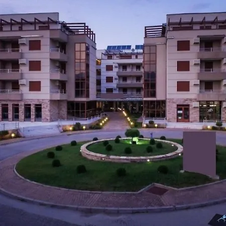Apolon Apartment *