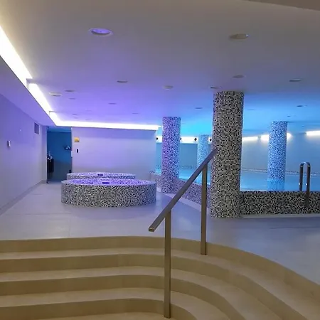 Apolon شقة
