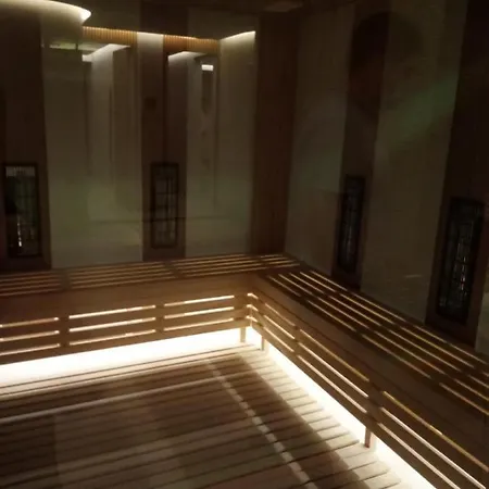 Apolon Apartment *