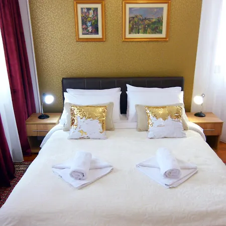 Apartment Apolon